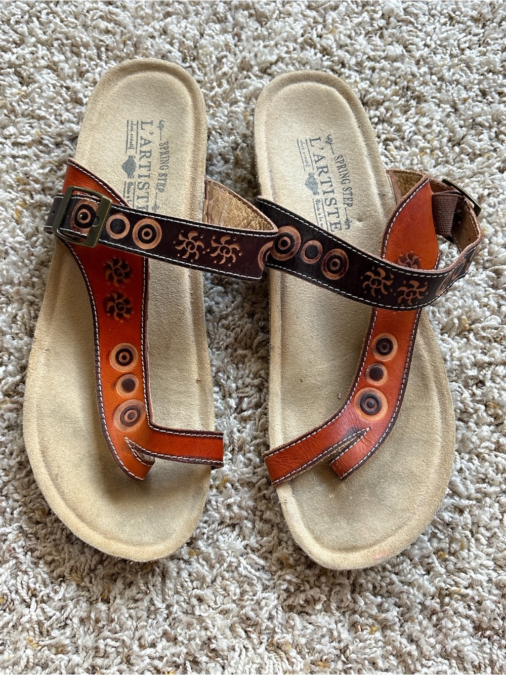 L'Artiste by Spring Step Lonian Toe-Loop Sandals Sz 40 9-9.5 Orange/Brown